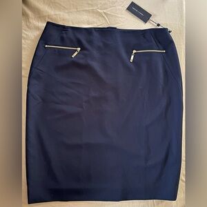 NWT Tommy Hilfiger Navy Pencil Skirt with Zipper and Extra Angled Line Accents